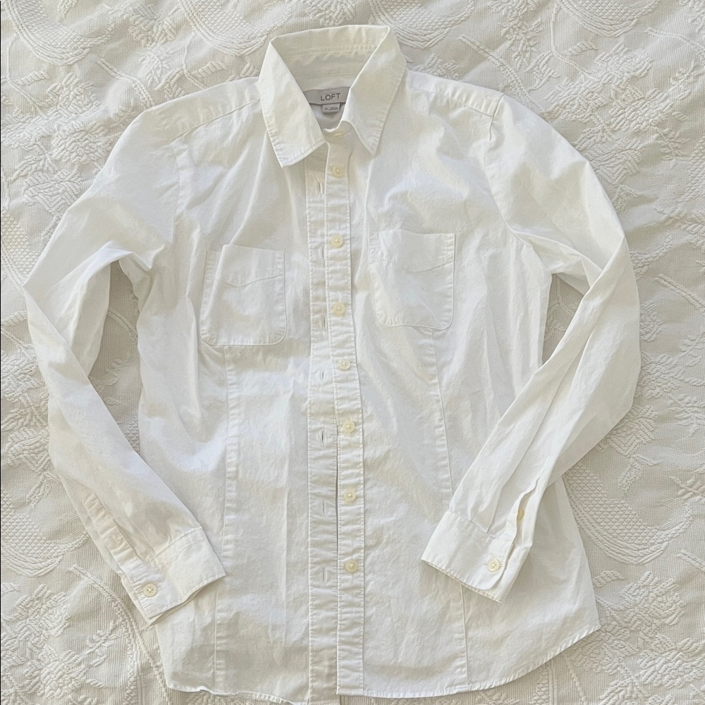 Ann Taylor Loft White button down shirt SP